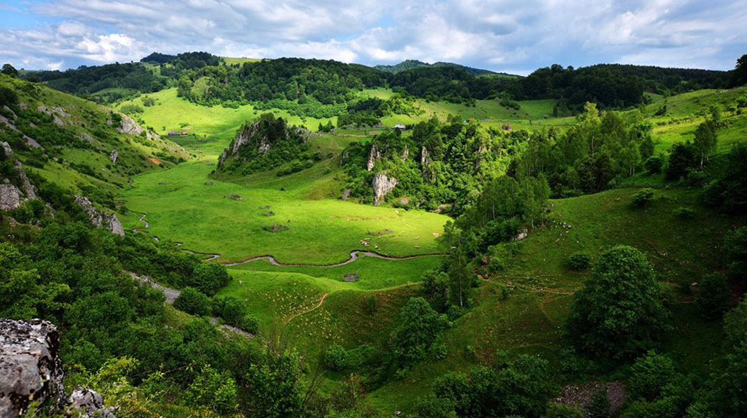 Read more about the article Un nou proiect de promovare a județului: “Descoperă natura și peisajul din Parcul Natural Grădiștea Muncelului – Cioclovina!”