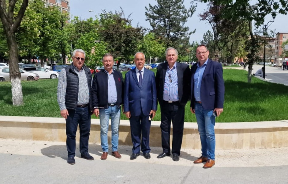 Read more about the article Preşedintele CJ Hunedoara a vizitat noua pietonală Sanitas din Hunedoara