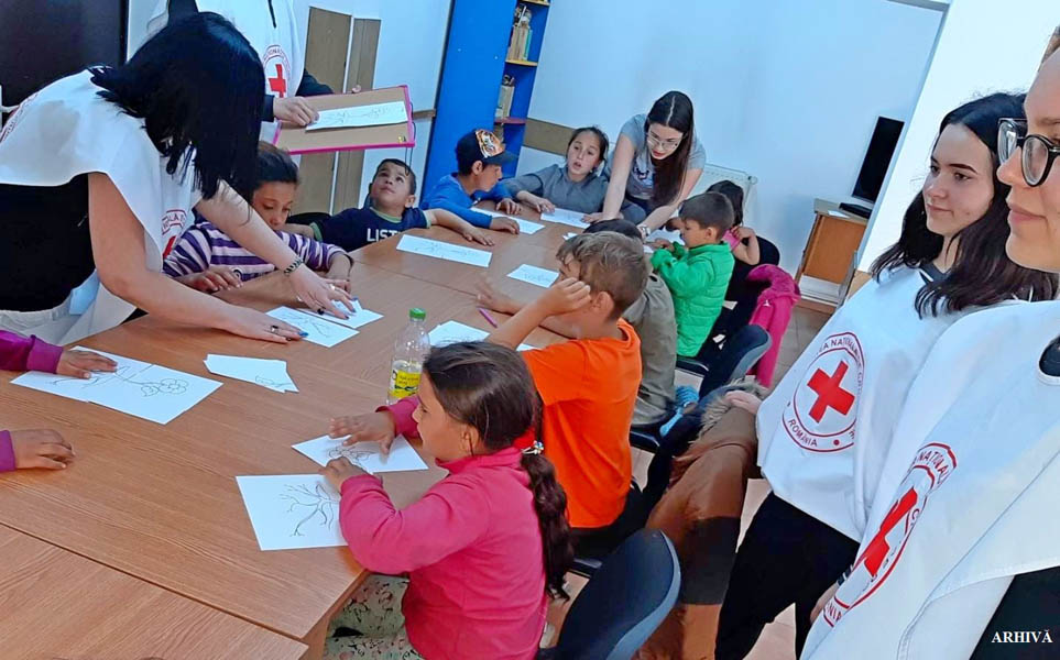 Read more about the article Activități educaționale pentru copiii din zona Grigorescu