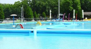 Read more about the article Ștrandul Municipal din Deva își redeschide porțile!