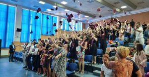 Read more about the article Ceremonie de absolvire a celei de-a doua promoţii a asistenţilor medicali – studii superioare