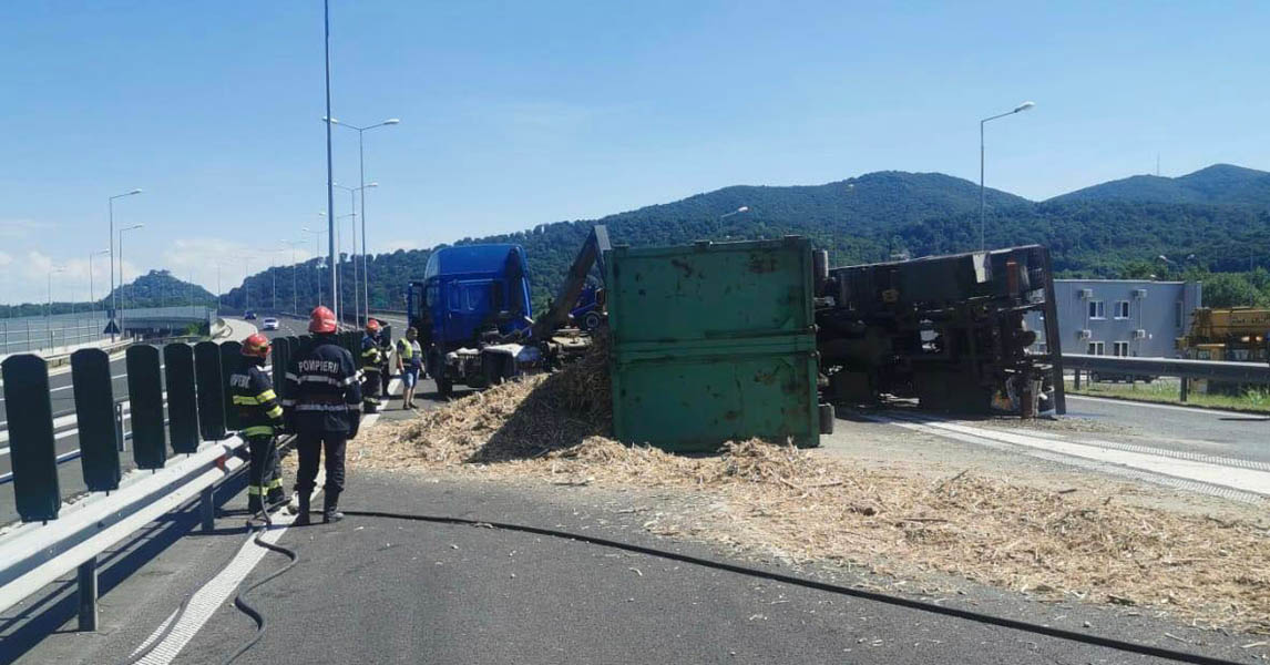Read more about the article Accident pe A1, nodul de la Şoimuş. Traficul este deviat
