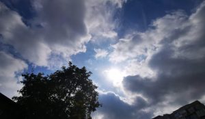 Read more about the article ANM: Instabilitatea atmosferică se prelungește. Ploi și furtuni sunt posibile în toată țara
