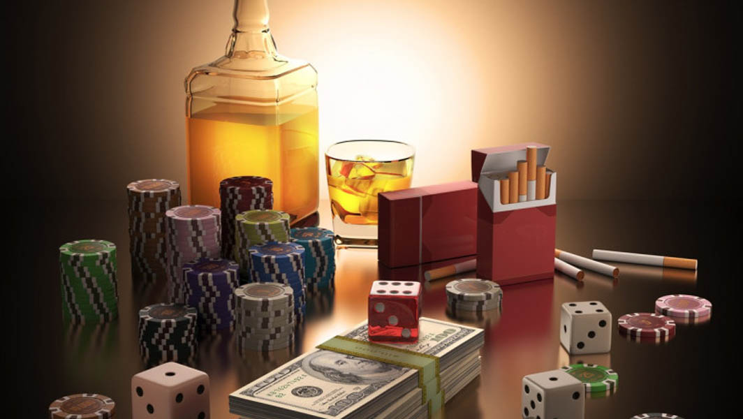 Read more about the article Noi reguli de la 1 august: Țigări și alcool mai scumpe, impozit majorat la jocurile de noroc, taxe mai mari pentru contracte part-time