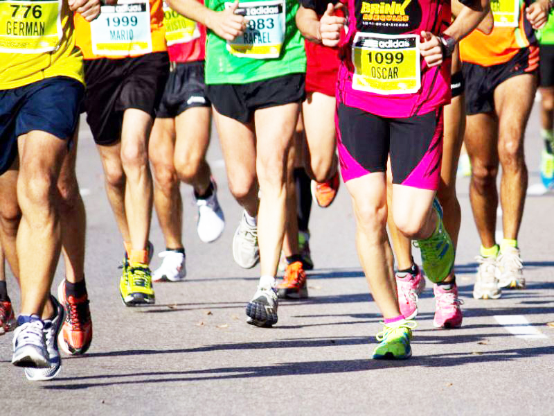 Read more about the article Atletism: Competiție internațională de alergare pe șosea, la Brașov