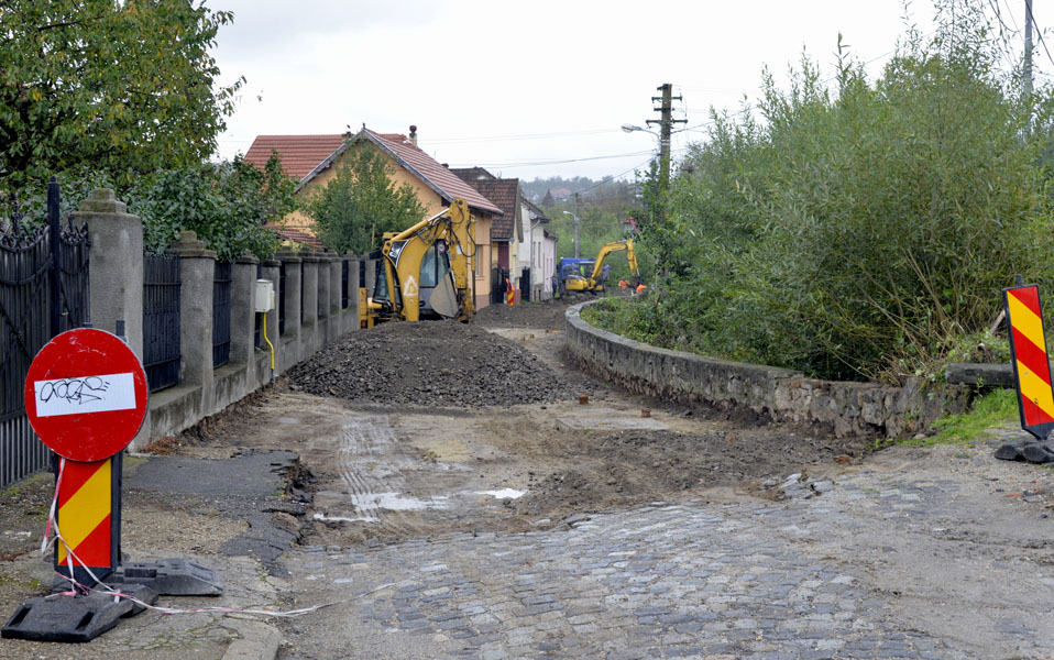 Read more about the article HUNEDOARA: Strada Castelului intră în şantier