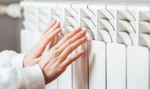 Read more about the article Devenii pot depune cereri pentru AJUTORUL DE ÎNCĂLZIRE – de luni, 17 octombrie 2022!