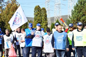 Read more about the article Sindicaliştii acuză: Importul şi specula şi-au făcut locul în piaţa de energie