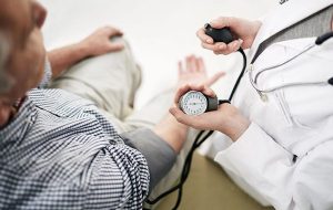 Read more about the article <strong>Măsurăm glicemia, colesterolul, trigliceridele și tensiunea arterială – de Ziua Mondială de Luptă Împotriva Diabetului!</strong>