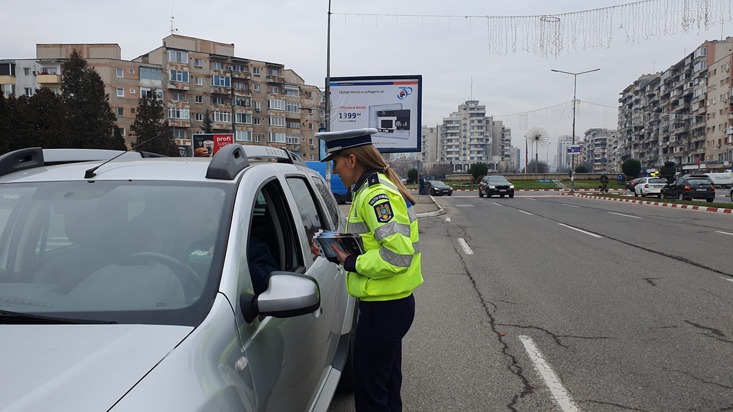 Read more about the article Dosare penale pentru şoferi depistaţi în trafic fără permis sau sub influenţa băuturilor alcoolice