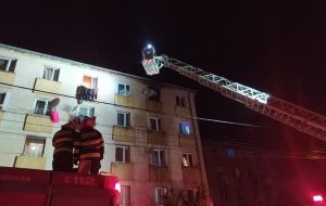 Read more about the article 160 de intervenţii şi misiuni ale salvatorilor hunedoreni în perioada 6-8 ianuarie