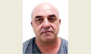 Read more about the article L-aţi văzut? A plecat să ducă fiul la şcoală şi nu a mai revenit la domiciliul din Orăştie