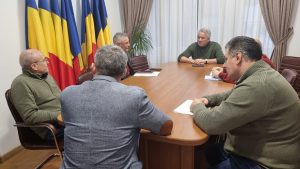 Read more about the article Situaţia drumurilor din zonele afectate de ninsorile puternice, în atenţia administraţiei judeţene