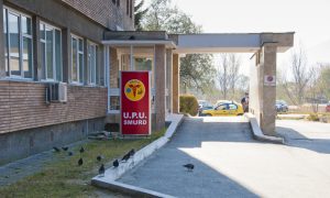 Read more about the article Un ploieştean de 19 ani a ajuns la spital după o altercaţie cu un alt tânăr la o cabană din Parâng