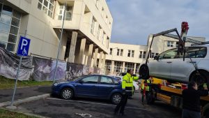 Read more about the article Bilanţ IANUARIE: Poliţia locală Deva a ridicat 44 de autovehicule staţionate neregulamentar