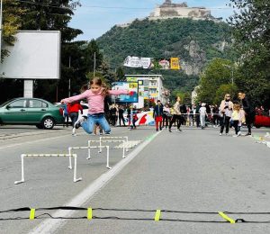 Read more about the article 1 Iunie la Deva – Fii și tu SUPER EROU!