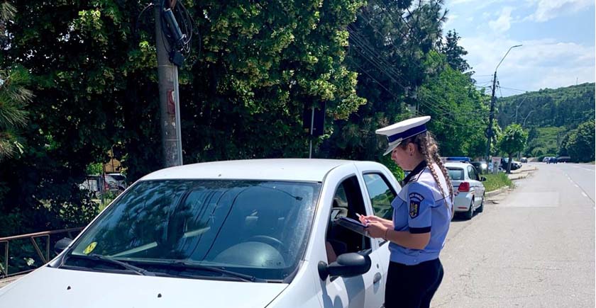 Read more about the article Infracţiuni rutiere, în week-end, pe drumurile din judeţ