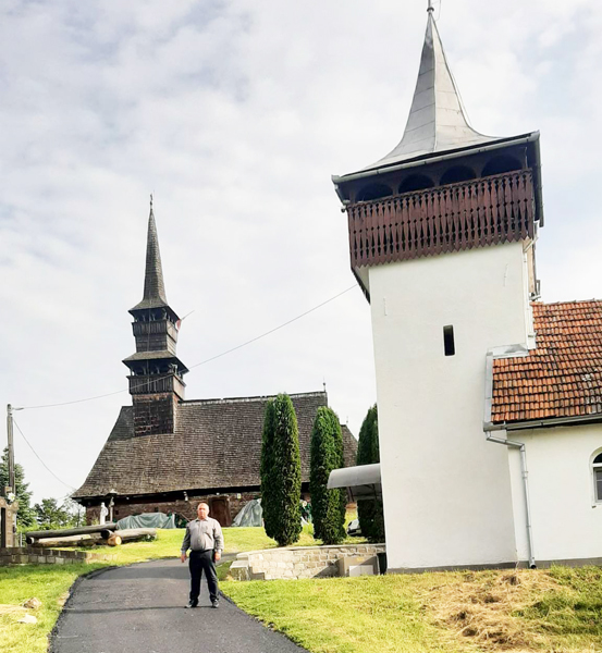 Read more about the article Bucureşci: Asfalt spre biserica monument istoric din Curechiu