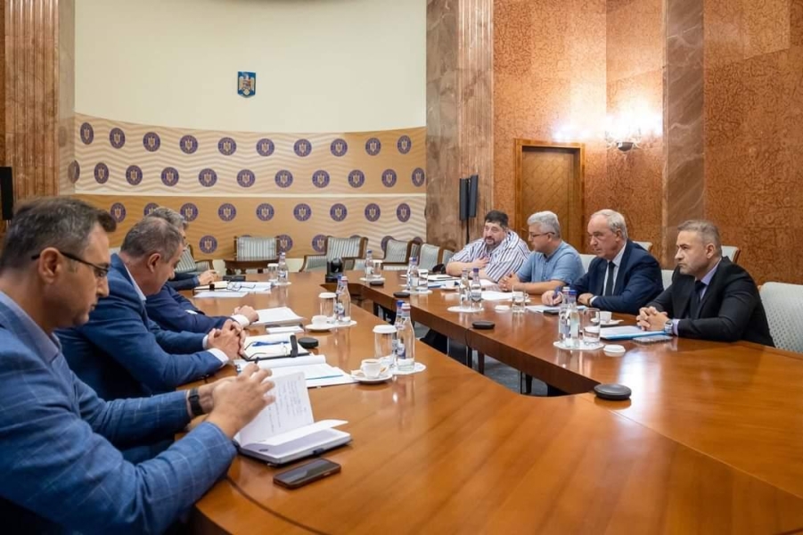 Read more about the article Președintele Laurențiu Nistor, întâlnire la Guvern cu Prim-ministrul Marcel Ciolacu. Soluții pentru Valea Jiului 
