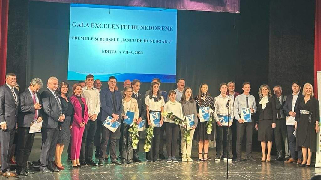 Read more about the article Gala Excelenței Hunedorene – Premiile și Bursele „Iancu de Hunedoara”- Ediția a VII-a, 2023