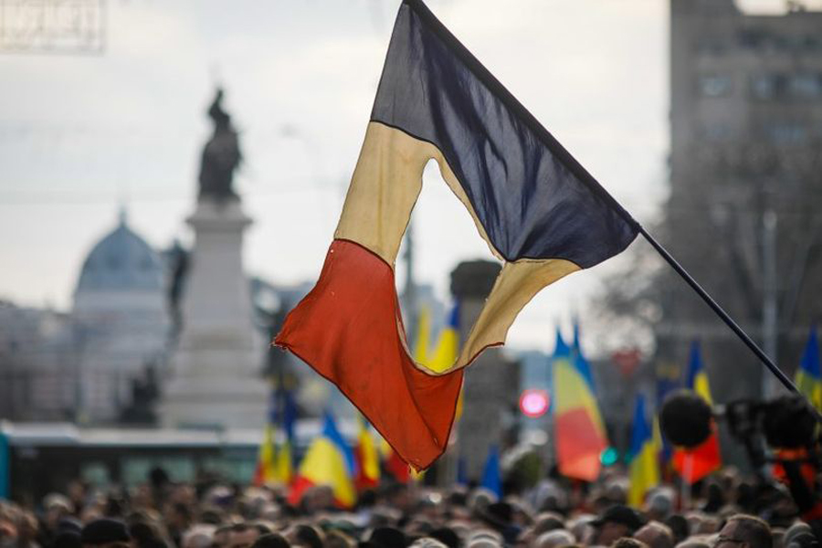 Read more about the article 22 Decembrie: Ziua Victoriei Revoluției Române și a Libertății – Recunoștința noastră veșnică merge către eroii martiri!