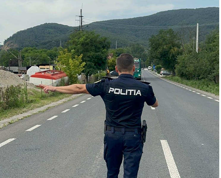 Read more about the article Restricţii de trafic pe fondul temperaturilor ridicate pe drumurile din judeţ