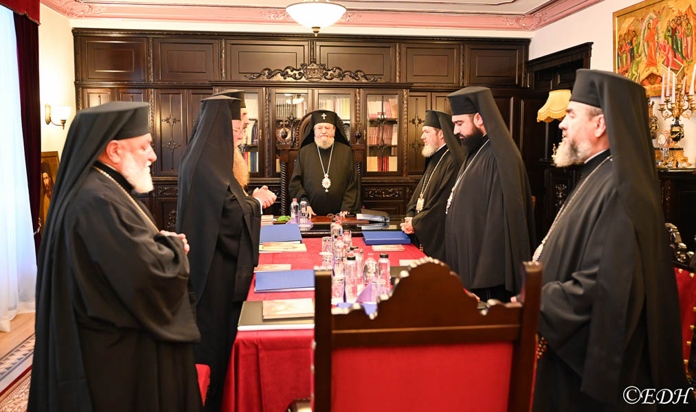 Read more about the article Ședință de lucru a Sinodului Mitropolitan al Mitropoliei Ardealului la Deva