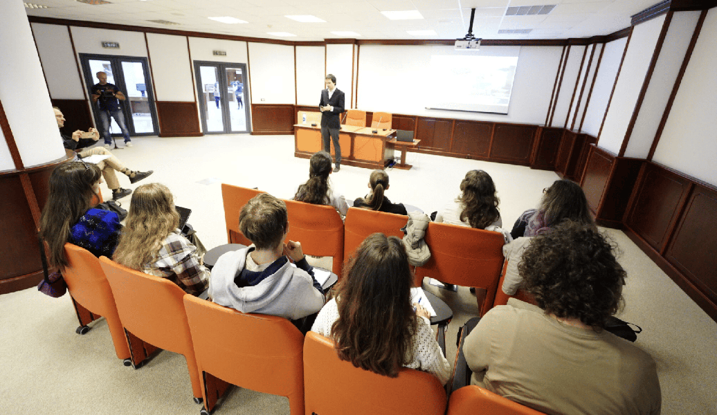 Read more about the article Școala germană de toamnă la Universitatea Politehnica Timișoara