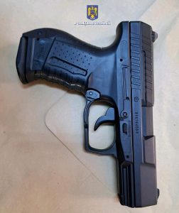 Read more about the article Percheziții la Hunedoara, într-un dosar privind nerespectarea regimului armelor și munițiilor