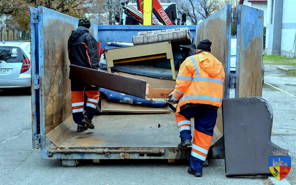Read more about the article HUNEDOARA: Campanie de colectare gratuită a deşeurilor voluminoase!