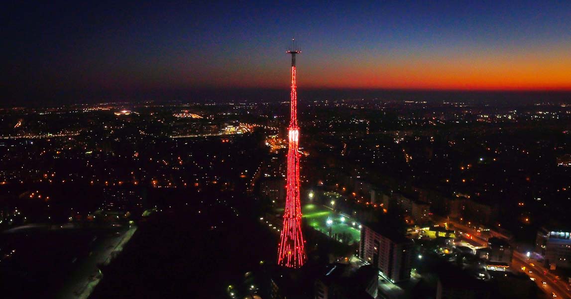 Read more about the article Ziua Europeană 112: Cetatea Devei, iluminată în roșu