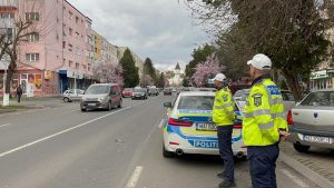 Read more about the article Polițiștii rutieri intensifică acțiunile preventive pentru reducerea accidentelor în județul Hunedoara