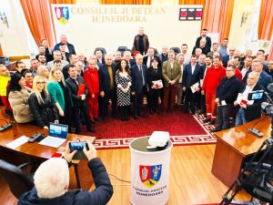 Read more about the article Sănătatea populației rămâne, în continuare, principala prioritate a Consiliului Județean Hunedoara