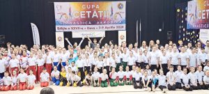 Read more about the article Gimnastică: Cupa Cetăţii la aerobică-participare numeroasă, rezultate pe măsură