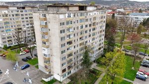Read more about the article Încă două blocuri din Hunedoara intră în reabilitare