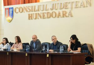 Read more about the article Sesiuni de informare pentru alte 25 de companii pregătite să schimbe faţa judeţului Hunedoara