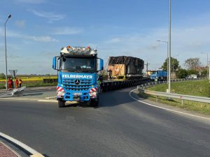 Read more about the article Al patrulea transport agabaritic a pornit spre Termocentrala Mintia, de la Nădlac
