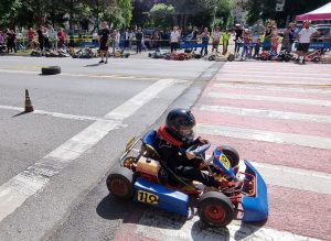 Read more about the article HUNEDOARA: Restricţii de circulaţie, duminică, pe b-dul Dacia, între orele 08.00 şi 14.00