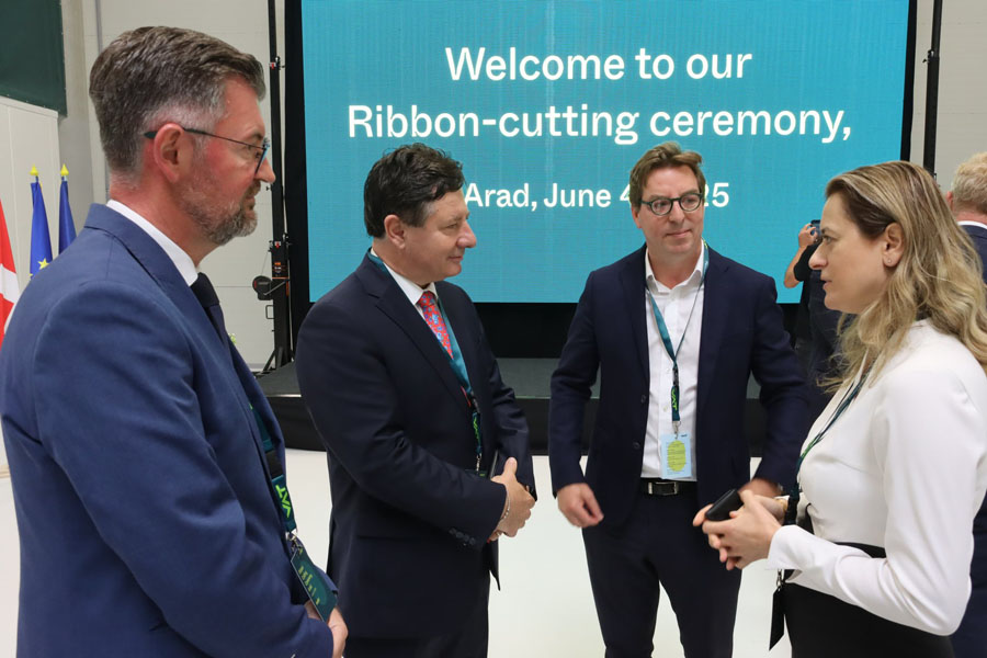 Read more about the article VAT, fabrică elvețiană de înaltă tehnologie, și-a inaugurat noul sediu lângă centura Arad-Fântânele