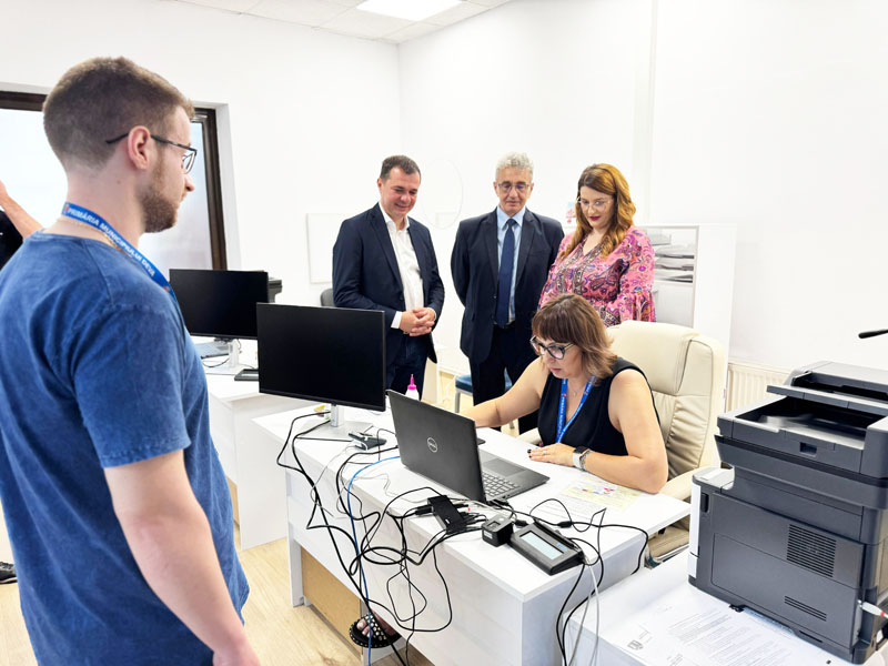 Read more about the article Municipiul Deva – Primul oraș din județul Hunedoara care a emis Cartea Electronică de Identitate. Un Nou Pas spre Digitalizare!
