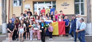 Read more about the article Gimnastică: Medaliata cu aur la CE  a revenit acasă, la Deva