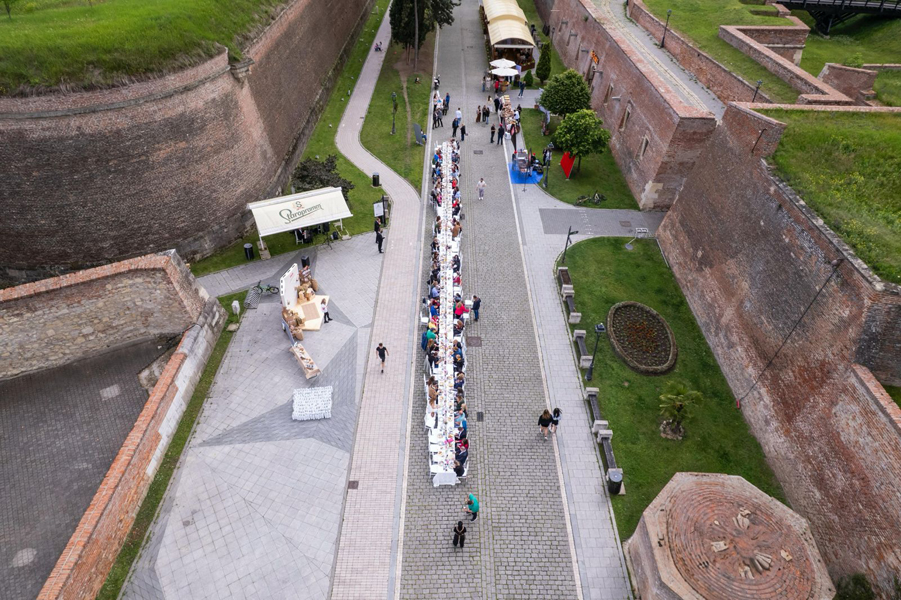 Read more about the article UN NOU RECORD MONDIAL SE PREGĂTEȘTE ÎN ROMÂNIA, LA ALBA IULIA