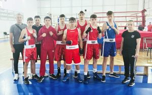 Read more about the article Box: Hunedoreanul Călin Pop este campion naţional la Naționalele Școlare