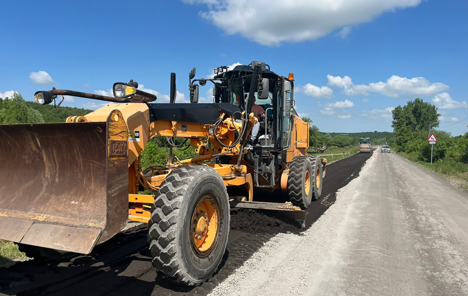 Read more about the article Lucrări şi restricţii de circulaţie, în această săptămână, pe drumurile naţionale din zona de vest şi pe autostrada A1