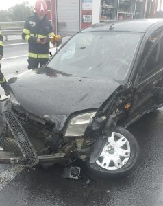 Read more about the article Accident rutier pe A1, în zona Simeria: trei persoane rănite