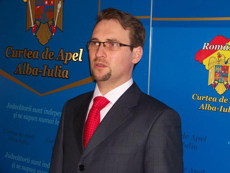 Read more about the article Solicitări pentru încetarea campaniei împotriva autorității judecătorești