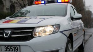 Read more about the article CINCI PERSOANE REȚINUTE DE POLIȚIȘTII DIN CĂLAN, BĂNUITE DE LOVIRE SAU ALTE VIOLENȚE ȘI TULBURAREA ORDINII PUBLICE