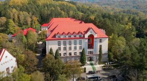 Read more about the article Universitatea din Petroșani: Locuri disponibile la licență pentru sesiunea de toamnă 2025