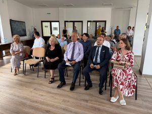 Read more about the article Investiție europeană finalizată în Orăștie: reamenajarea Pieței Victoriei și a parcajului adiacent