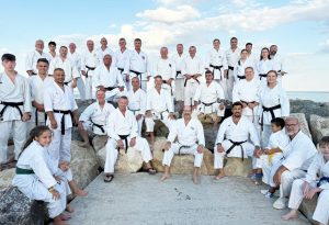 Read more about the article Sensei Mircea Popa – O prezență de tradiție la Stagiul Național de Vară în Karate Tradițional de la Olimp